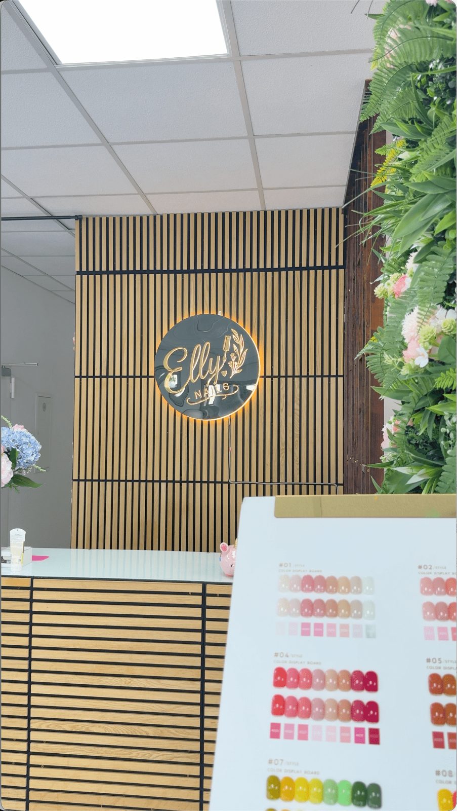 Elly Nails